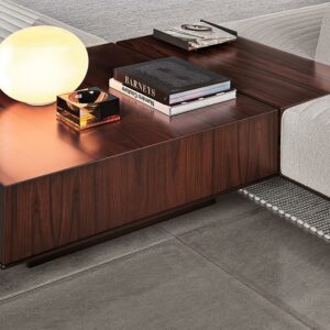 Итальянский столик Roger от MINOTTI