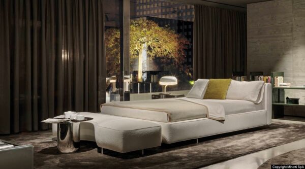 Итальянская кровать Yves Bed 4