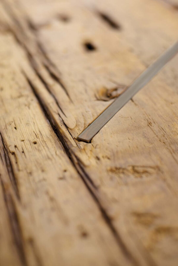 Итальянский стол ILL Metal от Naturedesign