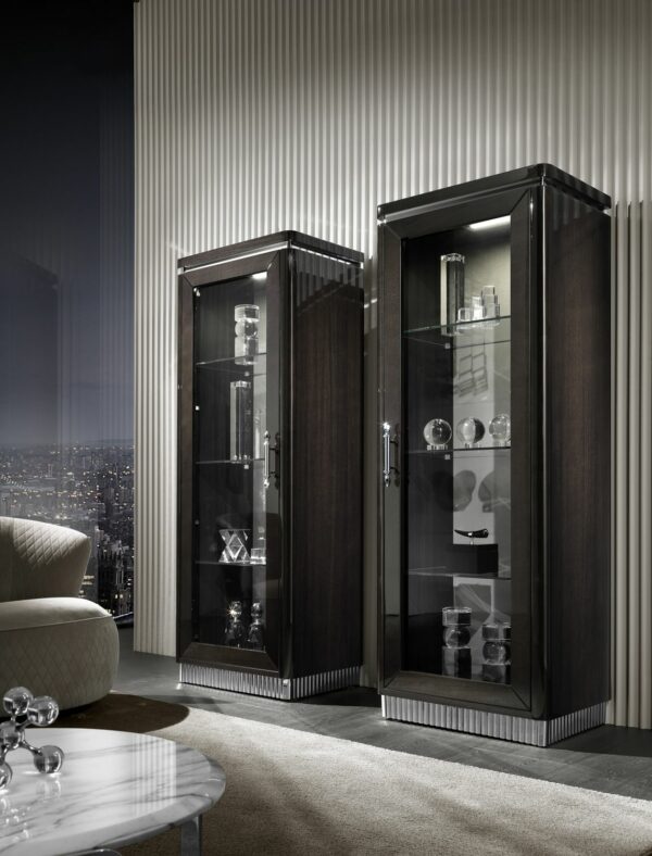 Итальянская витрина Egoist Base от DV Home