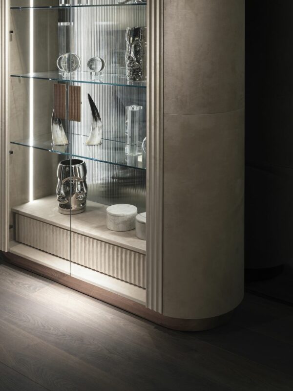 Итальянская витрина Hollywood 3