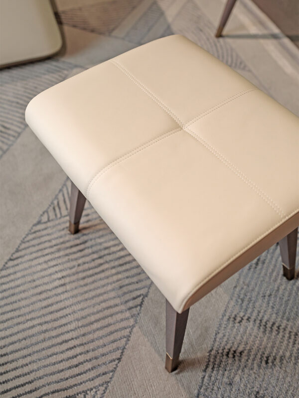 Итальянский пуф Melting Light от TURRI