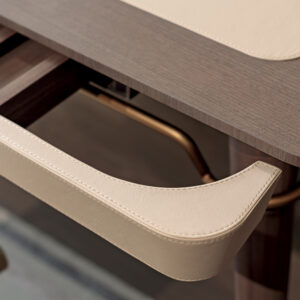 Итальянский стол Melting Light 2