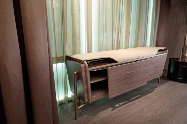 Итальянский комод Melting Light 3