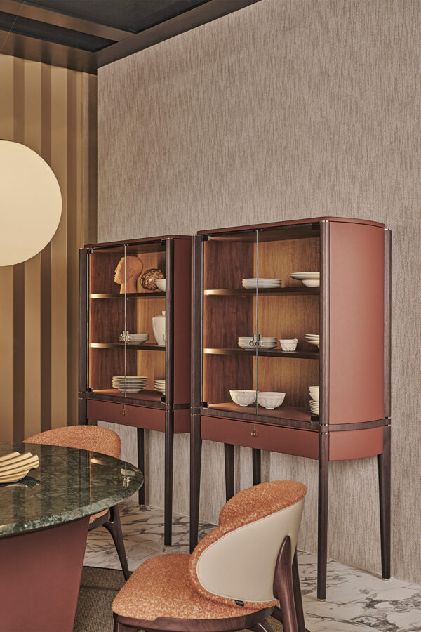 Итальянская витрина Pinnacle 2