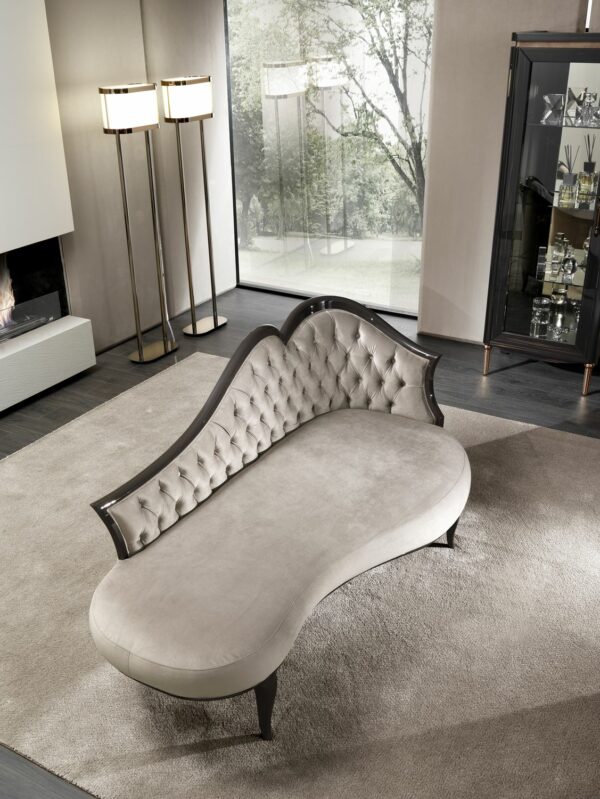 Итальянский  классический диван  Renè 2