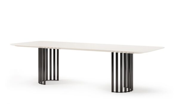 Итальянский стол Roma table metal base от TURRI