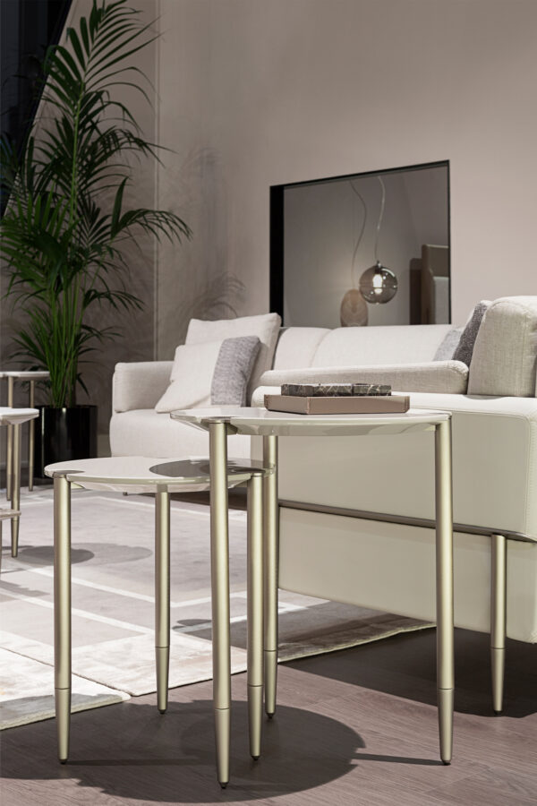 Итальянский столик Zero side от TURRI