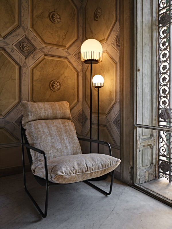 Итальянский напольный торшер Lucy Freestanding от Black Tie