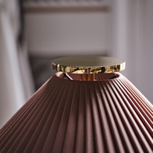 Итальянская настольная лампа Nadine 3