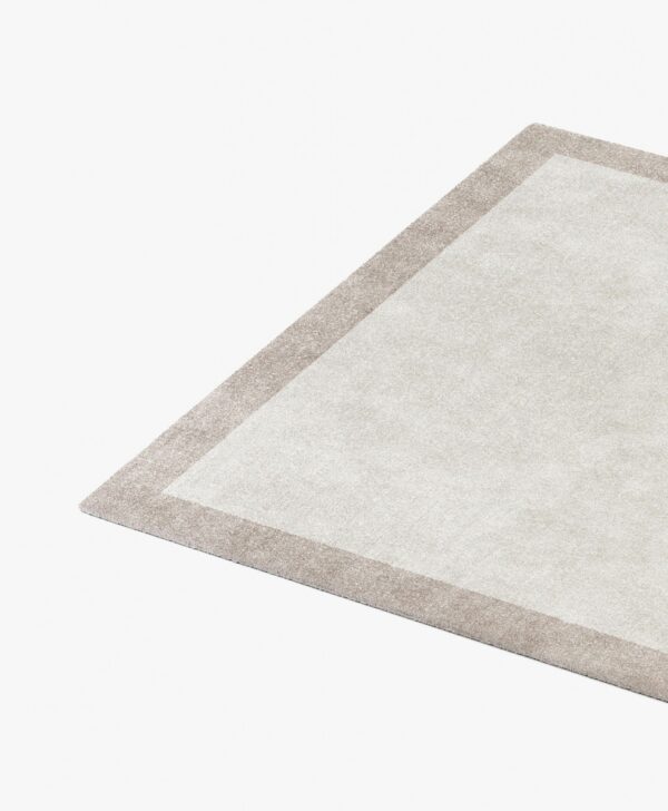 Дизайнерское зеркало Sash от LASKASAS (Португалия)