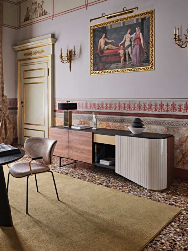 Итальянский комод India 2