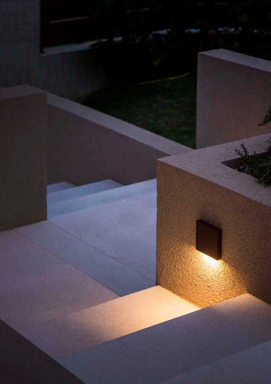 Итальянская настенная лампа Markil 3