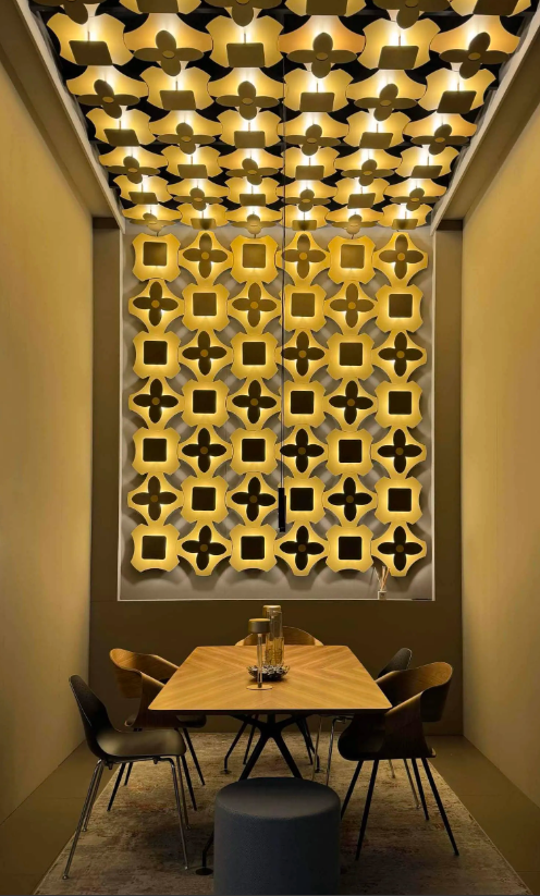 Итальянская настенная Ornato Track от Olevlight