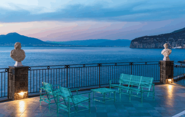 Итальянская скамейка A'mare Panca от Edra