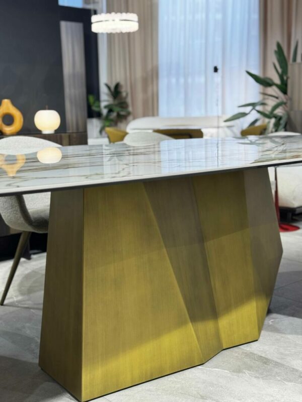 Итальянский стол Grandeod от SOVET на латунном основании (покраска) Большой обеденный стол   300*135*75см