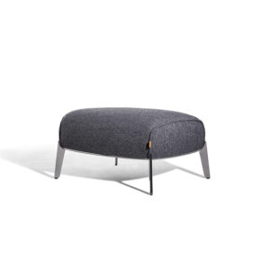 Итальянский пуф Archibald Gran от Poltrona Frau