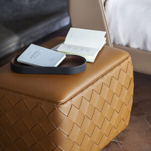 Итальянский пуф Grant 3 от Poltrona Frau