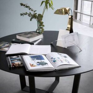 Итальянский стол Bolero round от Poltrona Frau