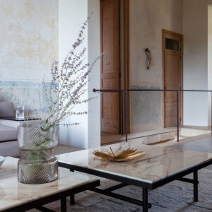 Итальянский столик Pierre от Poltrona Frau