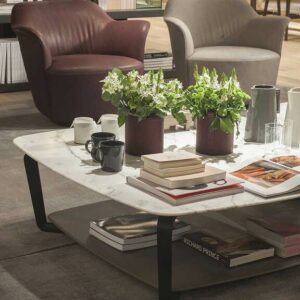 Итальянский столик Fiorile от Poltrona Frau