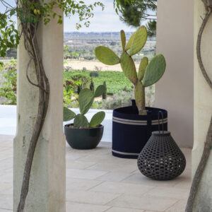 Итальянская настольная лампа от Poltrona Frau