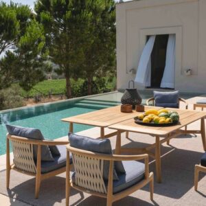 Итальянское кресло The Secret Garden от Poltrona Frau