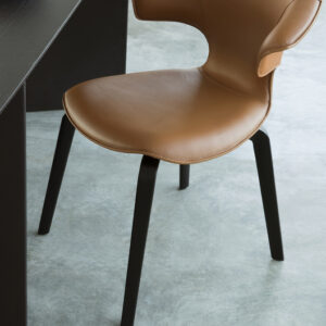 Итальянский стул Montera от Poltrona Frau