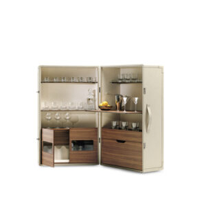 Итальянский бар Isidoro от Poltrona Frau