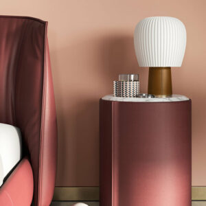 Итальянский настольная лампа Nymph от Poltrona Frau