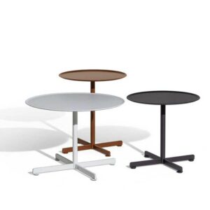 Итальянский столик Bob Outdoor от Poltrona Frau