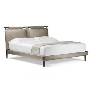 Итальянская кровать Times от Poltrona Frau