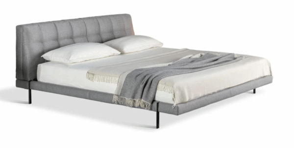 Итальянская кровать James от Bonaldo