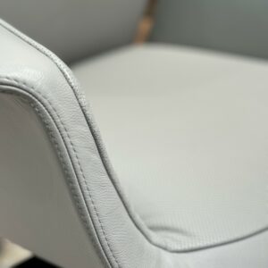 Итальянское Офисное рабочее кресло DOWNTOWN POLTRONA FRAU