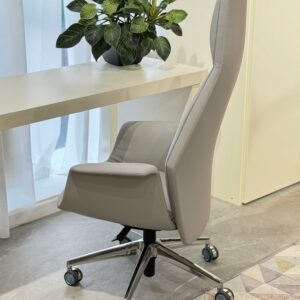 Итальянское Офисное рабочее кресло DOWNTOWN POLTRONA FRAU