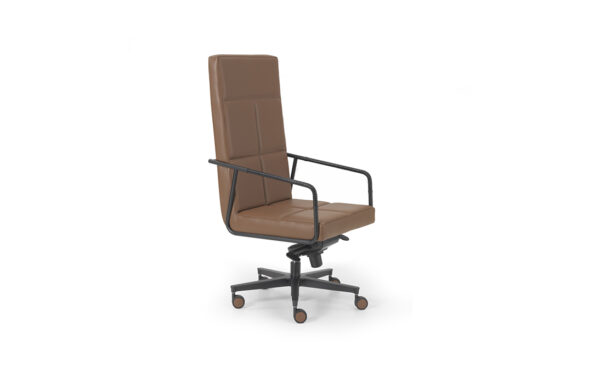 Итальянское кресло руководителя PABLO 2