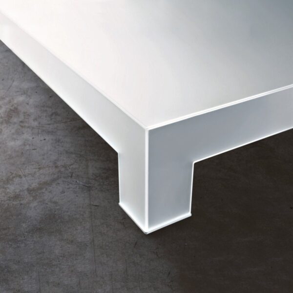 Итальянский стол Atlantis bassi от Glasitalia