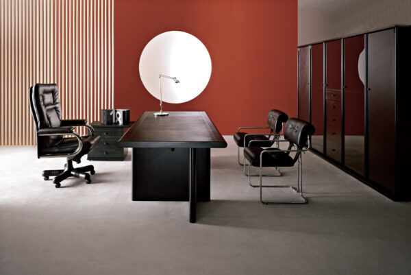 Итальянское кресло руководителя BIG 6