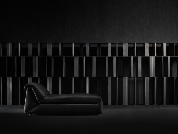 Итальянское кресло Bond от Henge