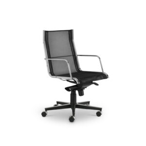 Итальянское кресло руководителя BLADE 7