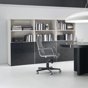 Итальянское кресло руководителя BLADE 4