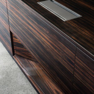 Итальянский стол руководителя EUCLIDEO от 4marianiИтальянский стол руководителя EUCLIDEO от 4mariani