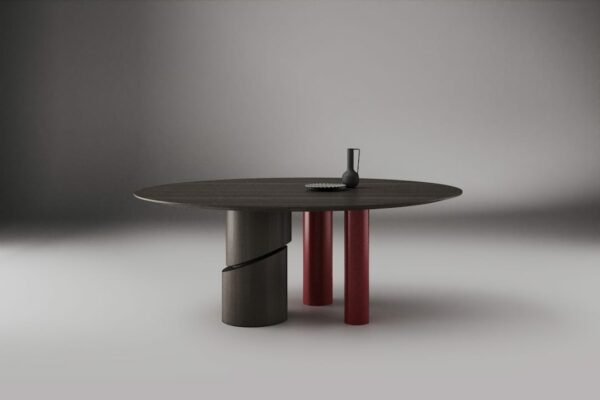 Итальянский стол Goemon от PaciniECappellini