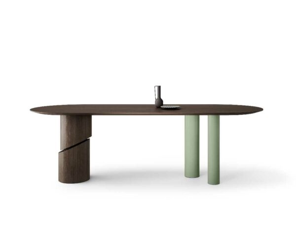 Итальянский стол Goemon от PaciniECappellini