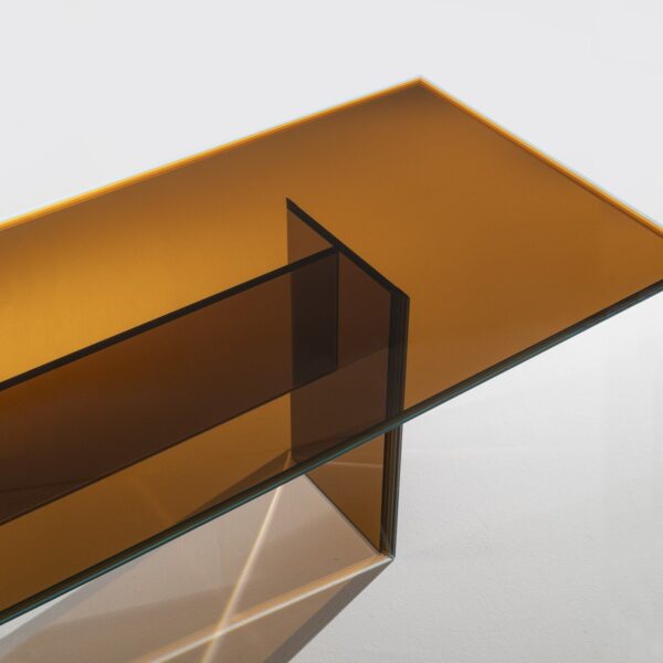 Итальянский стол Bisel от Glasitalia