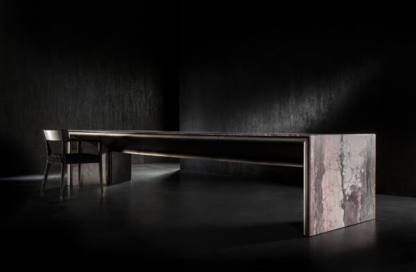 Итальянский стол Alter Ego от Henge