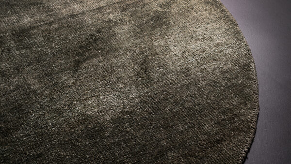 Итальянский ковер Patch Silk Rug от Henge