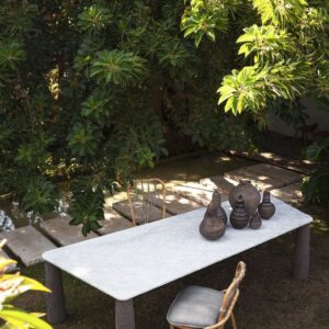 Итальянский стол NEVADA от Baxter