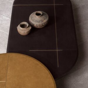 Итальянский стол PLACÉ LEATHER от Baxter