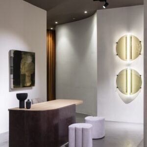 Итальянский стол JONI LEATHER от Baxter